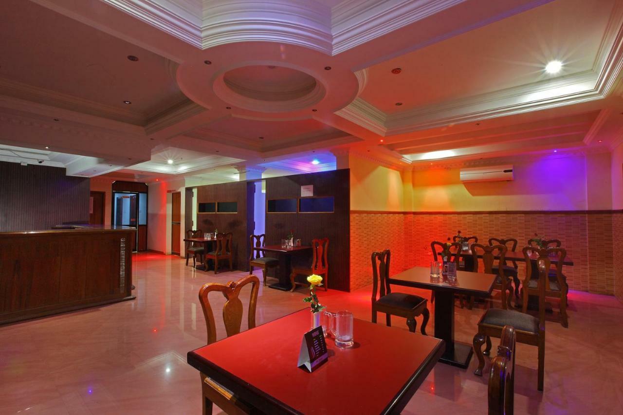 Hotel Rohini International Kallār Zewnętrze zdjęcie