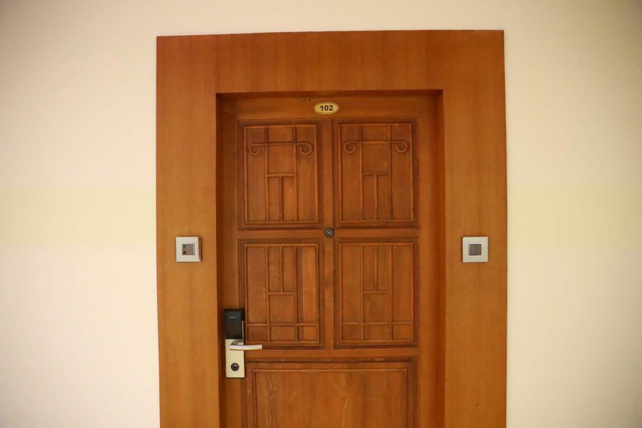 Hotel Rohini International Kallār Zewnętrze zdjęcie