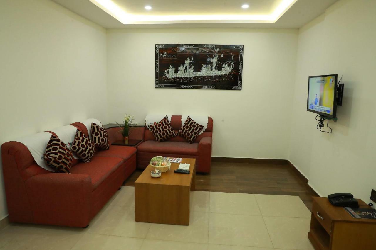 Hotel Rohini International Kallār Zewnętrze zdjęcie